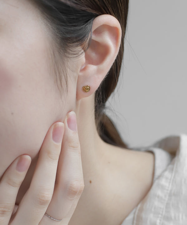 [Stainless Steel] Heart Earrings [TESHIGOTO]