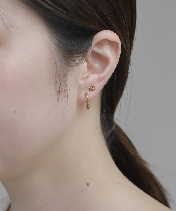 [Stainless Steel] Heart Charm Hoop Earrings [TESHIGOTO]