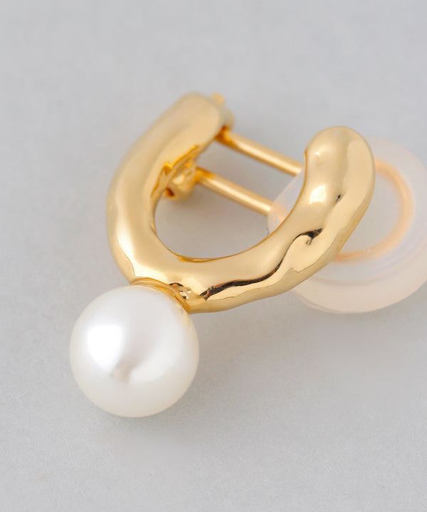 [SANPO ONLINE Exclusive] Pearl x Metal Convolve Earrings [A]