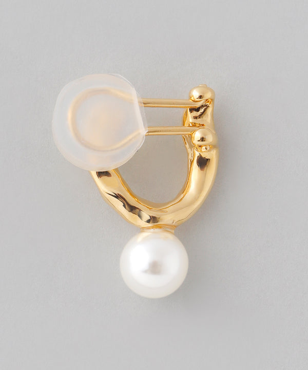 [SANPO ONLINE Exclusive] Pearl x Metal Convolve Earrings [A]