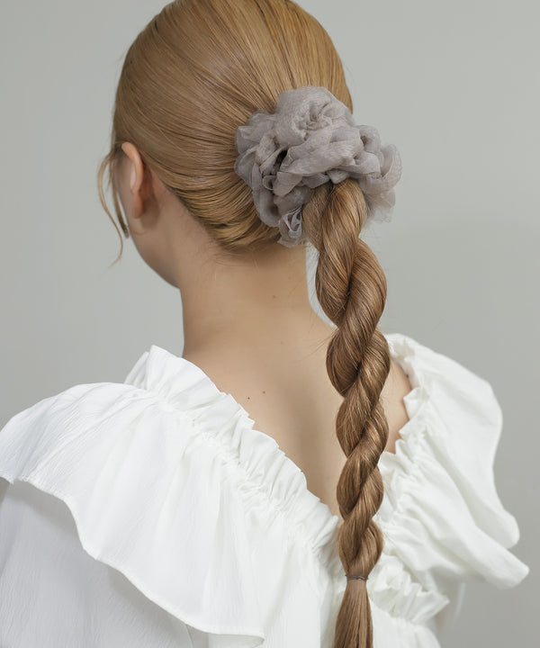 Knitted scrunchie