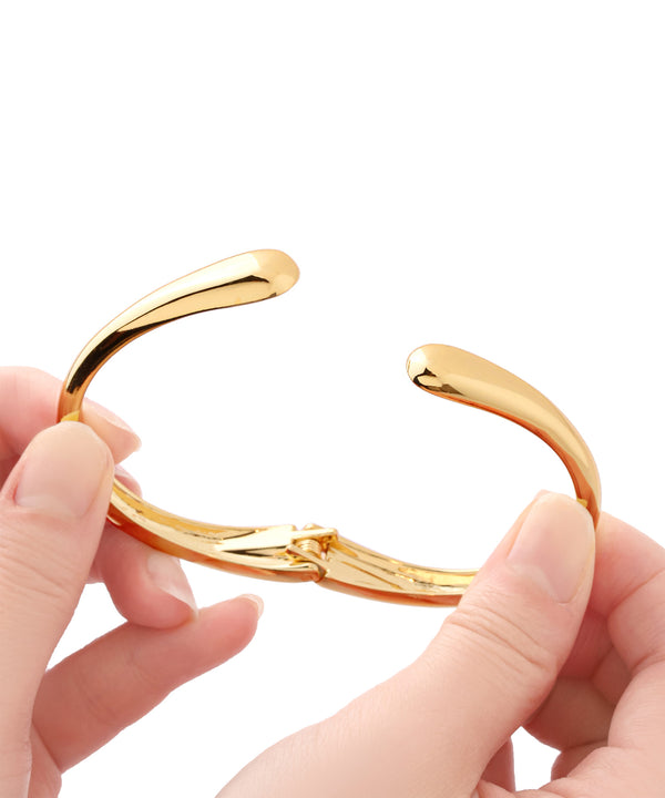 ドロップメタルラインバングル