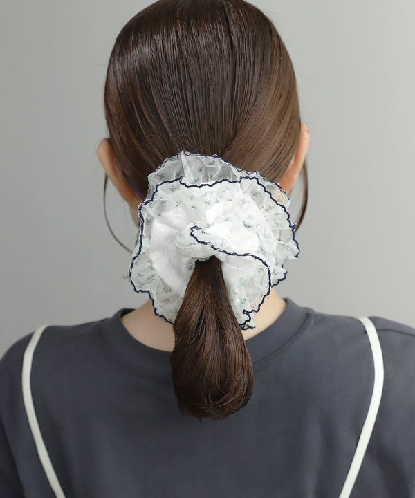 フラワー柄シアーフリルシュシュ