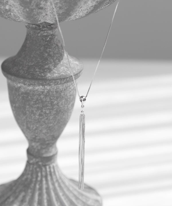 チェーンタッセルネックレス