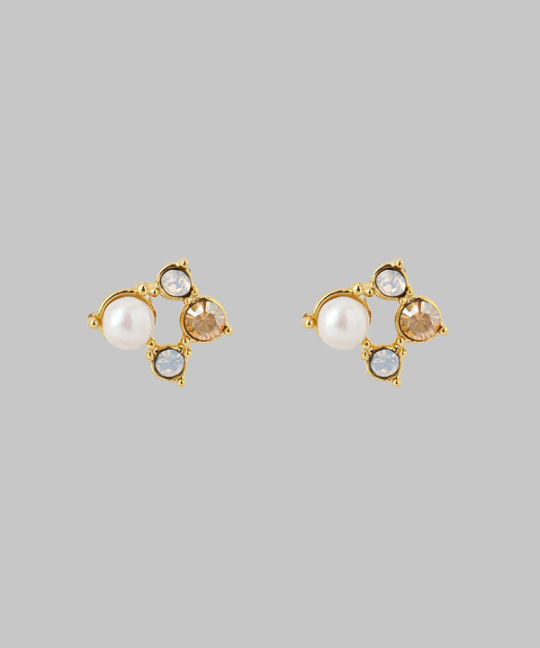 パール×ビジューピアス