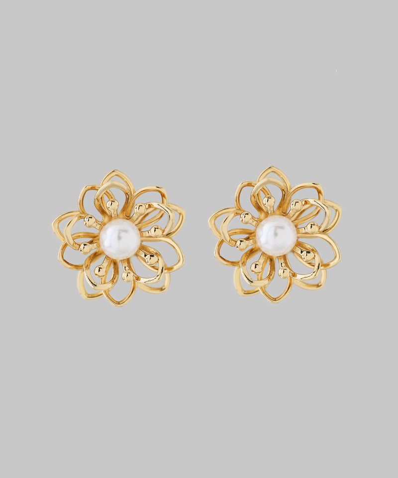 パール×メタルフラワーピアス