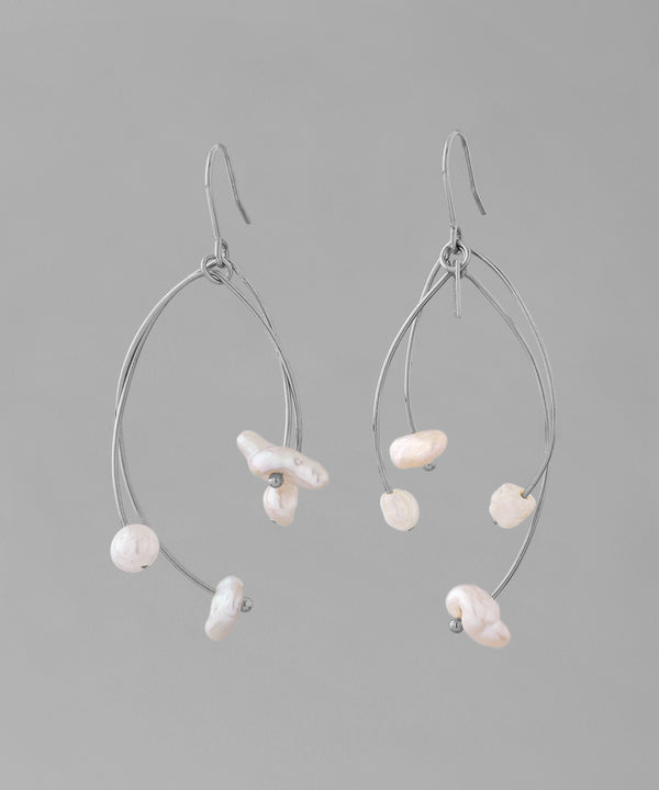 Freshwater pearl earrings [Sheerchic]