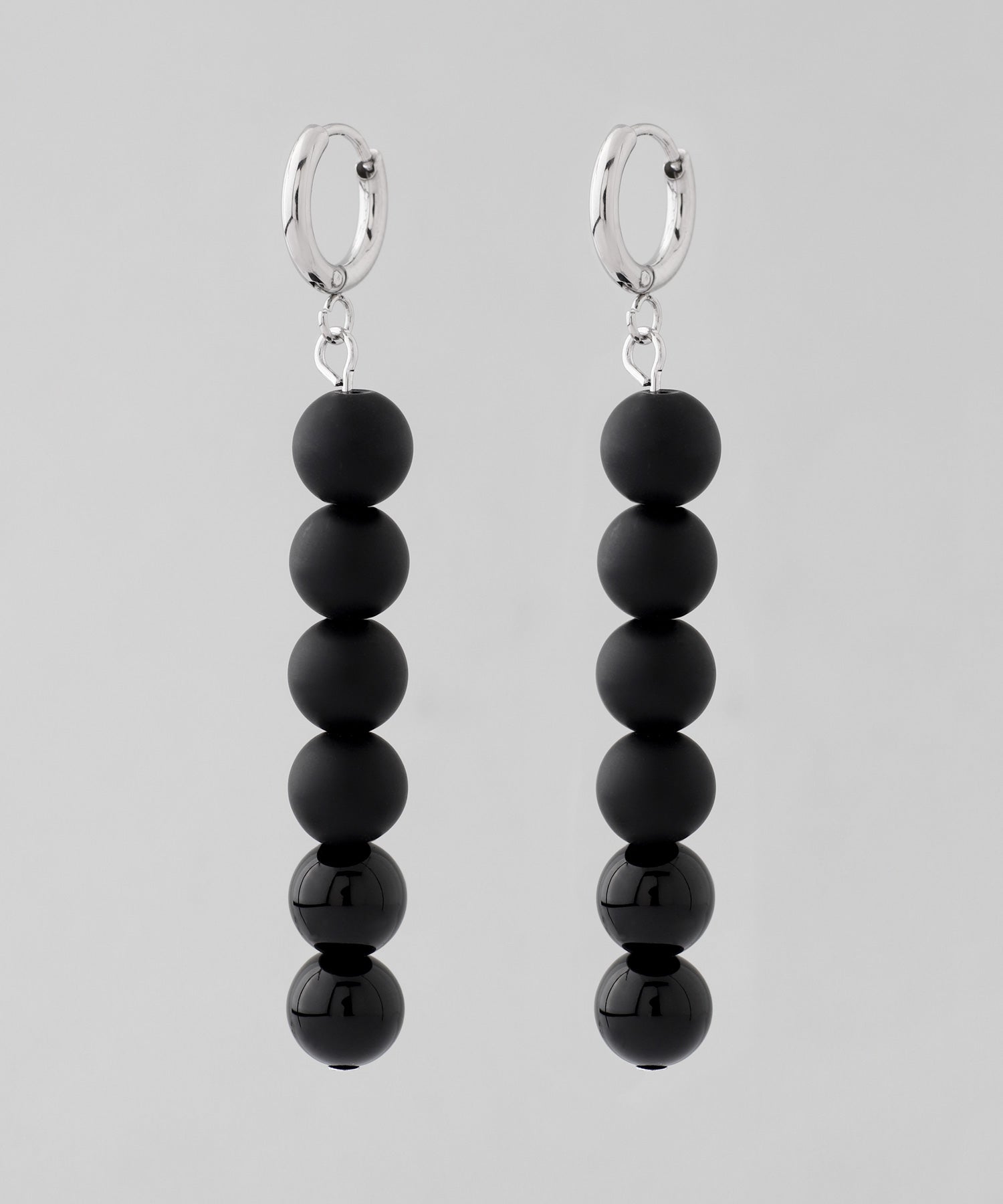 mimi33】オニキスフープピアス[Ownideal]｜アネモネ・シエナロゼ