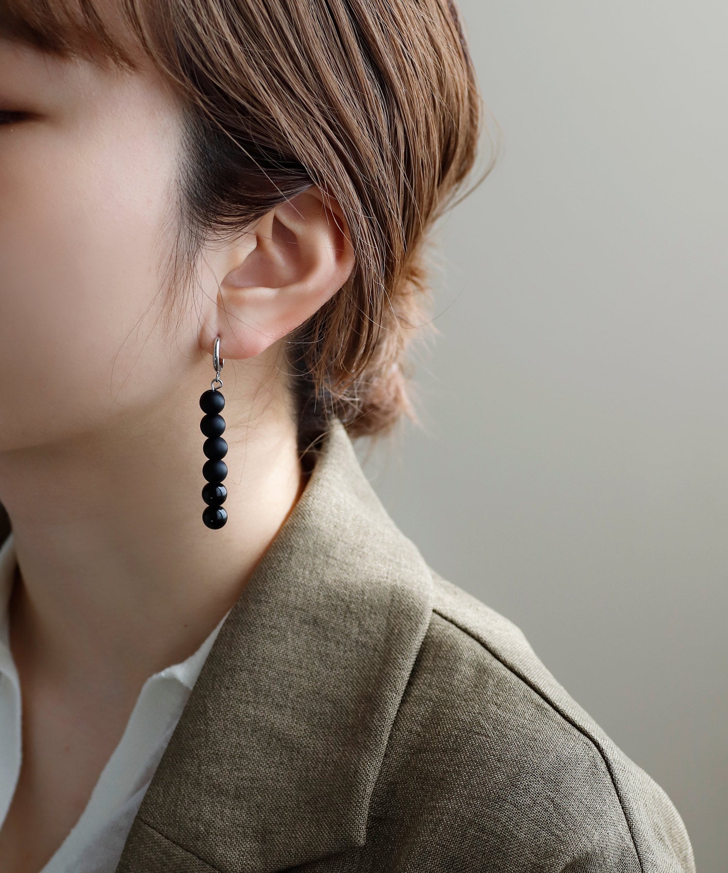 PT オニキス　フープ　ピアス アクセサリーのプレゼント K18YG オニキス フープピアス 18金イエロー