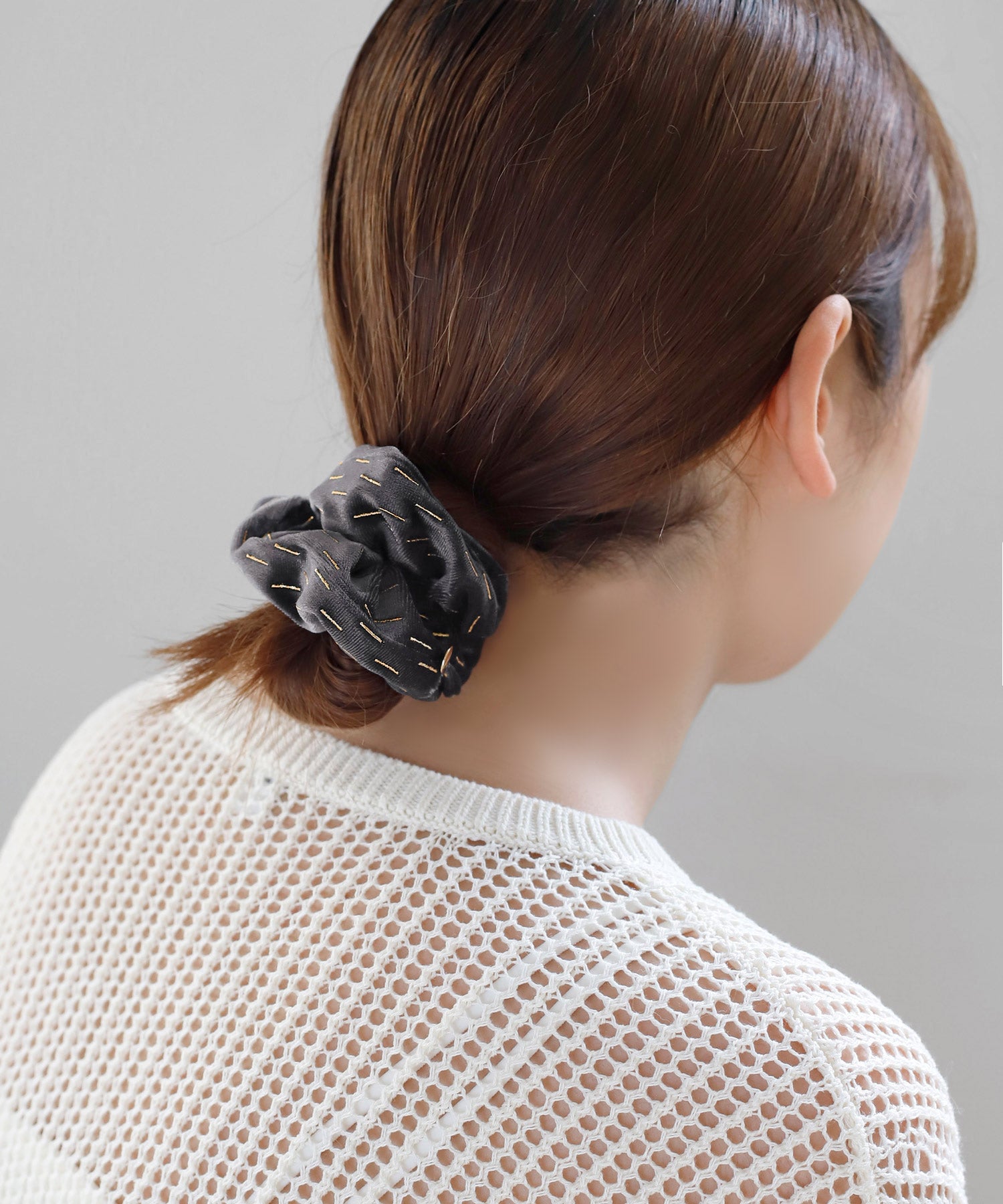 ANEMONE】ラインフレークベロアシュシュ｜アネモネ・シエナロゼ