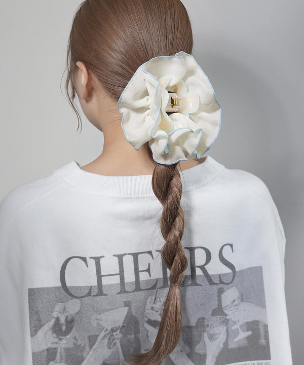 フラワーシュシュクリップ