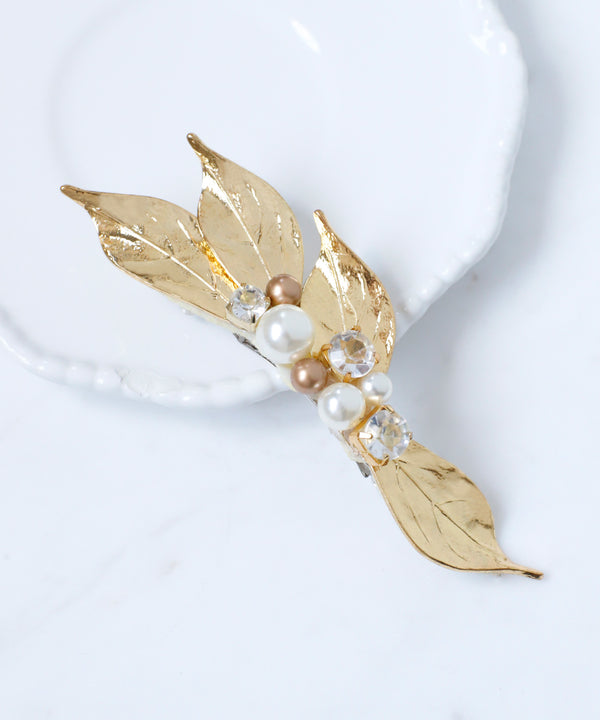 パール×ビジューのリーフバレッタ