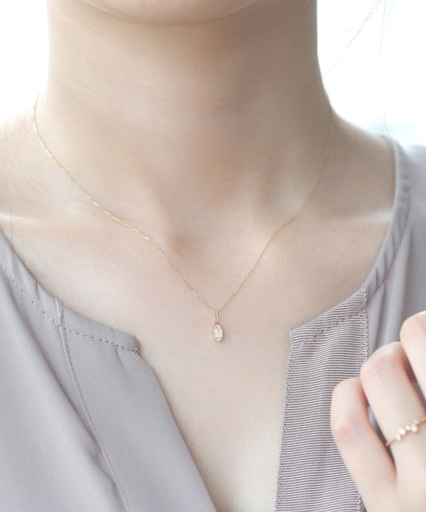Birthday Stone Neck Charm [June - Moonstone]