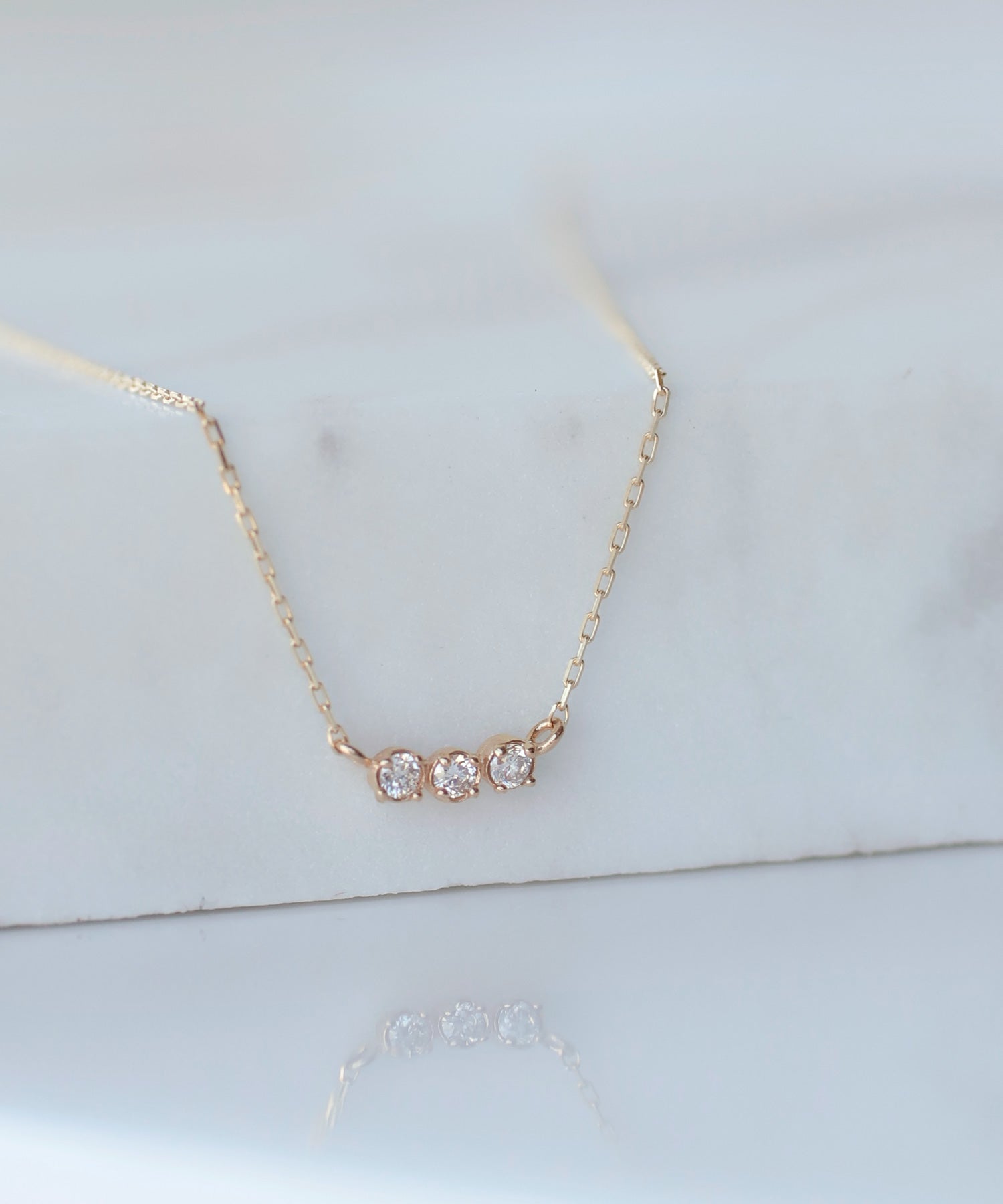 SIENAROSE シエナロゼ Nudie Diamond ダイヤ3粒ネックレス SIENAROSE シエナロゼ Nudie Diamond ダイヤ3粒ネックレス SIENA ROSE