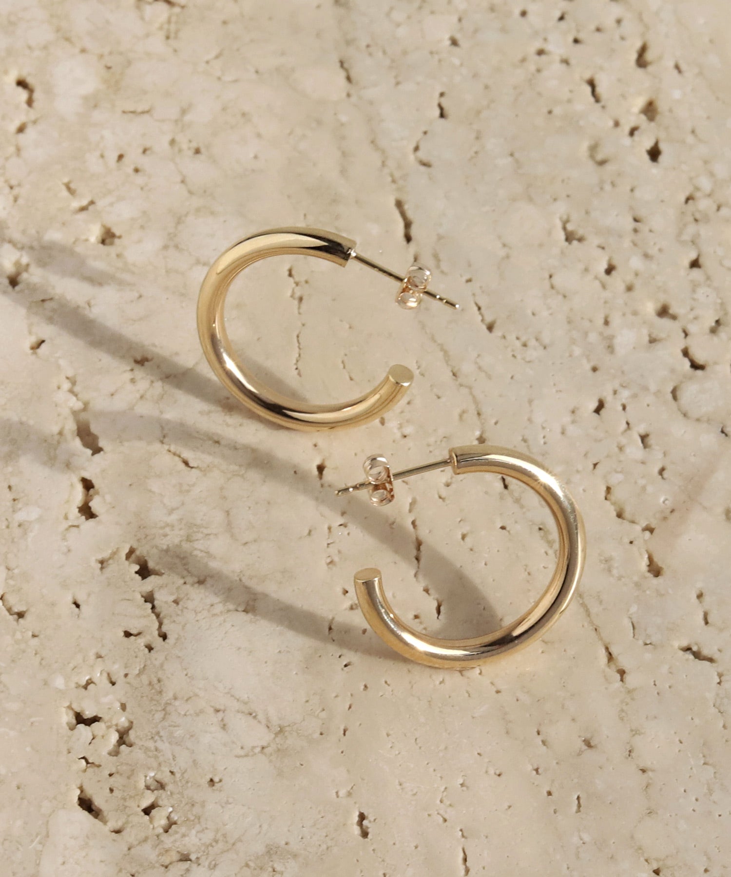 SIENA ROSE】パイプハーフフープピアス[L]｜SANPO ONLINE(サンポー