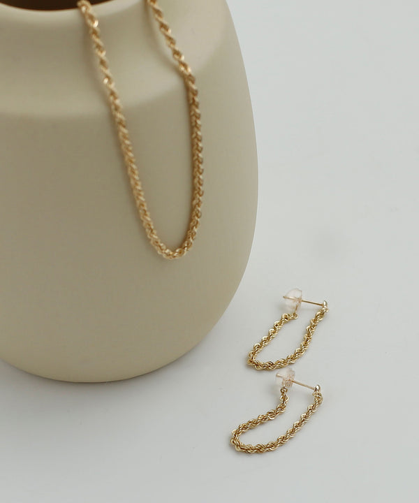 Signature・ロープチェーンピアス