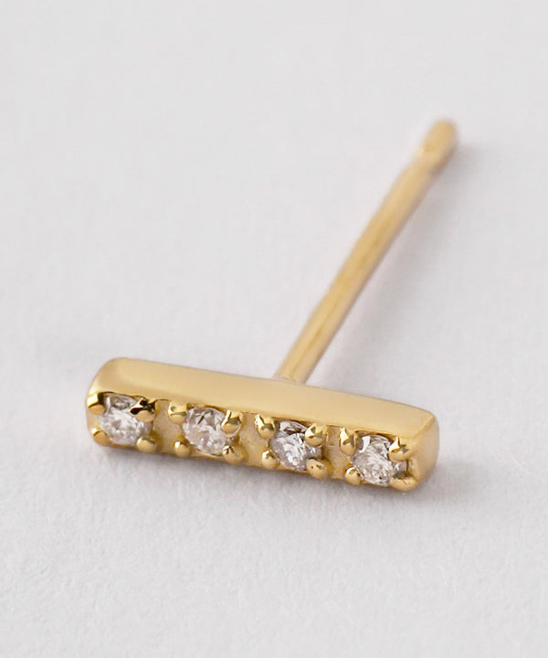 petit・スリムダイヤバーピアス
