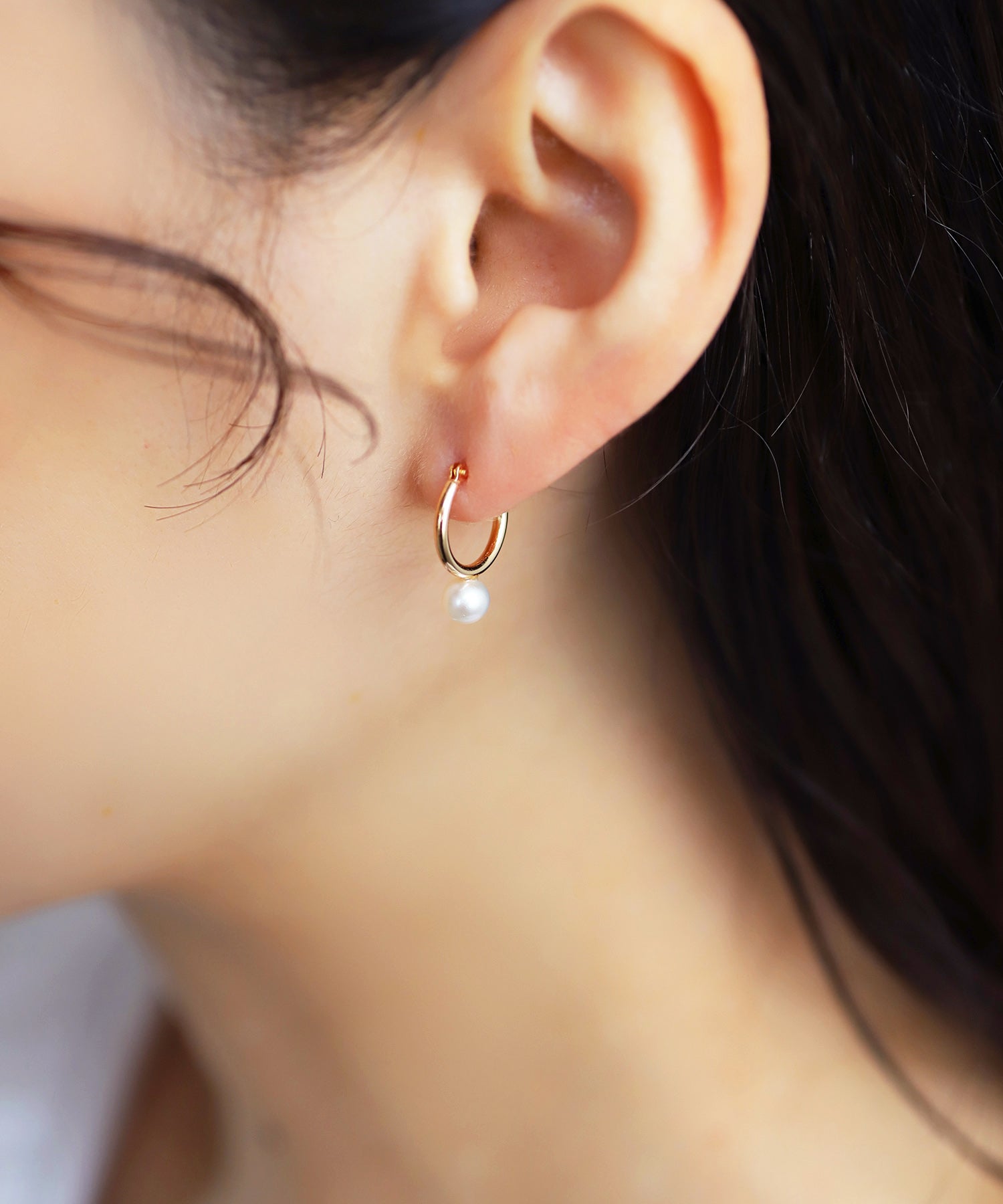 SIENAROSE】パイプフープパールピアス[M]｜アネモネ・シエナロゼ