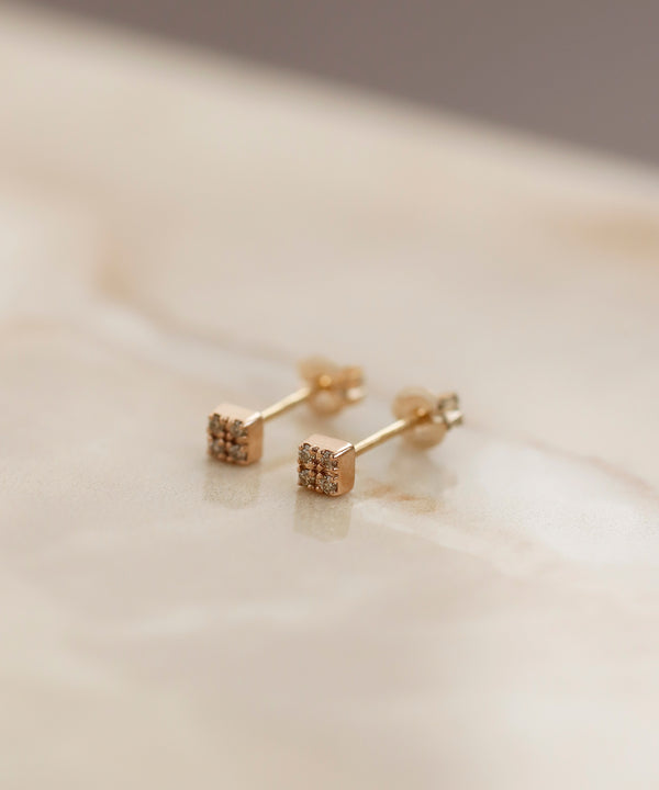 ROSETEN・スクエアダイヤピアス