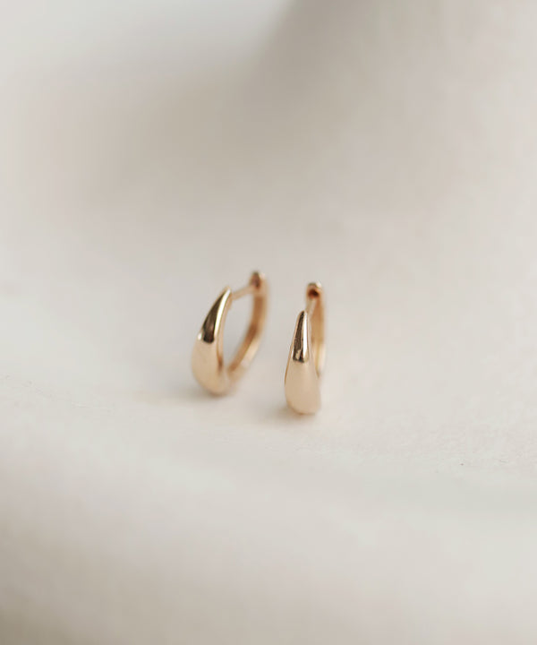 ROSETEN・ドロップラインフープピアス