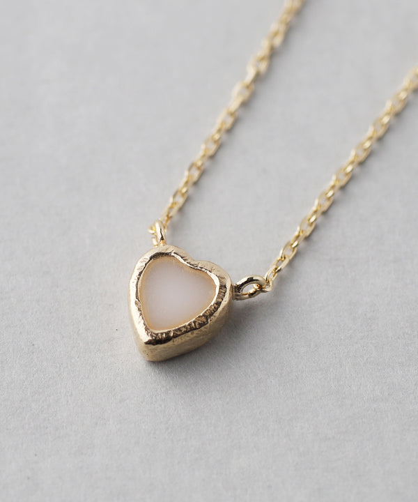 クラシカルハートネックレス