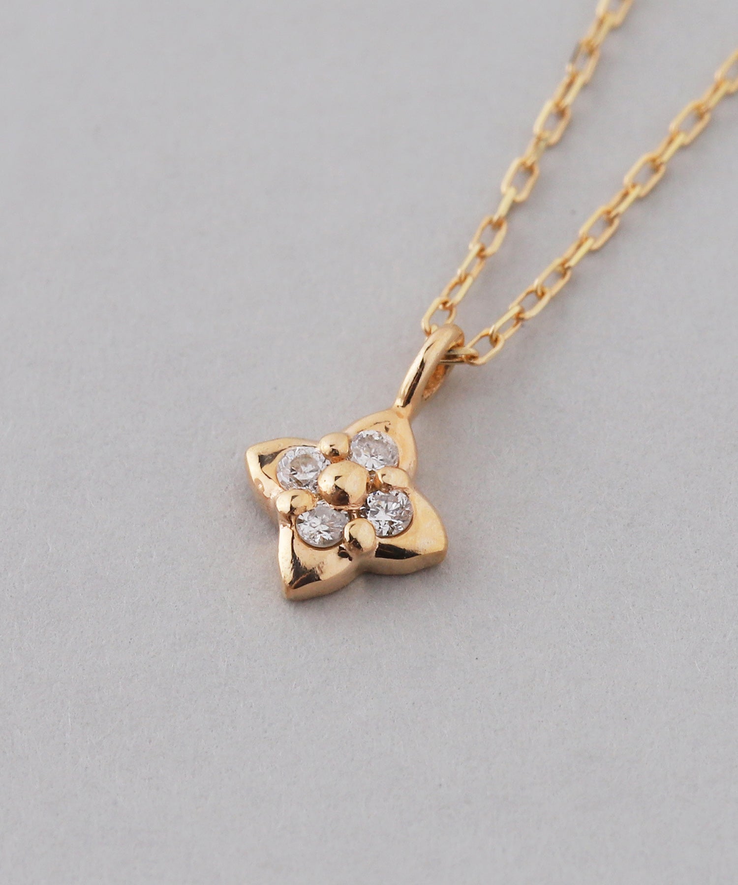 k18ネックレス　フラワーモチーフ　伊勢丹購入 SIENAROSE】フラワーモチーフダイヤネックレス｜アネモネ・シエナロゼ