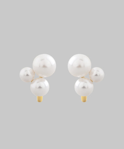 pearl earrings