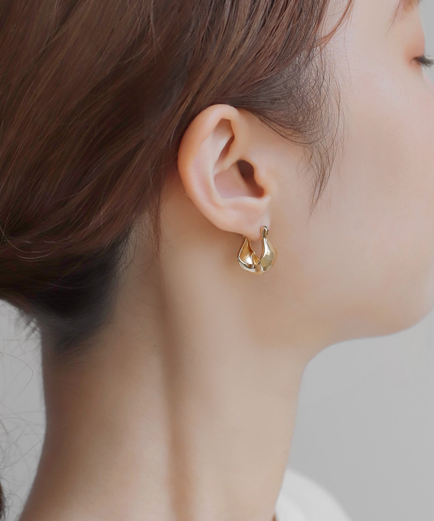 ANEMONE】クラフト調メタルフープピアス｜アネモネ・シエナロゼ