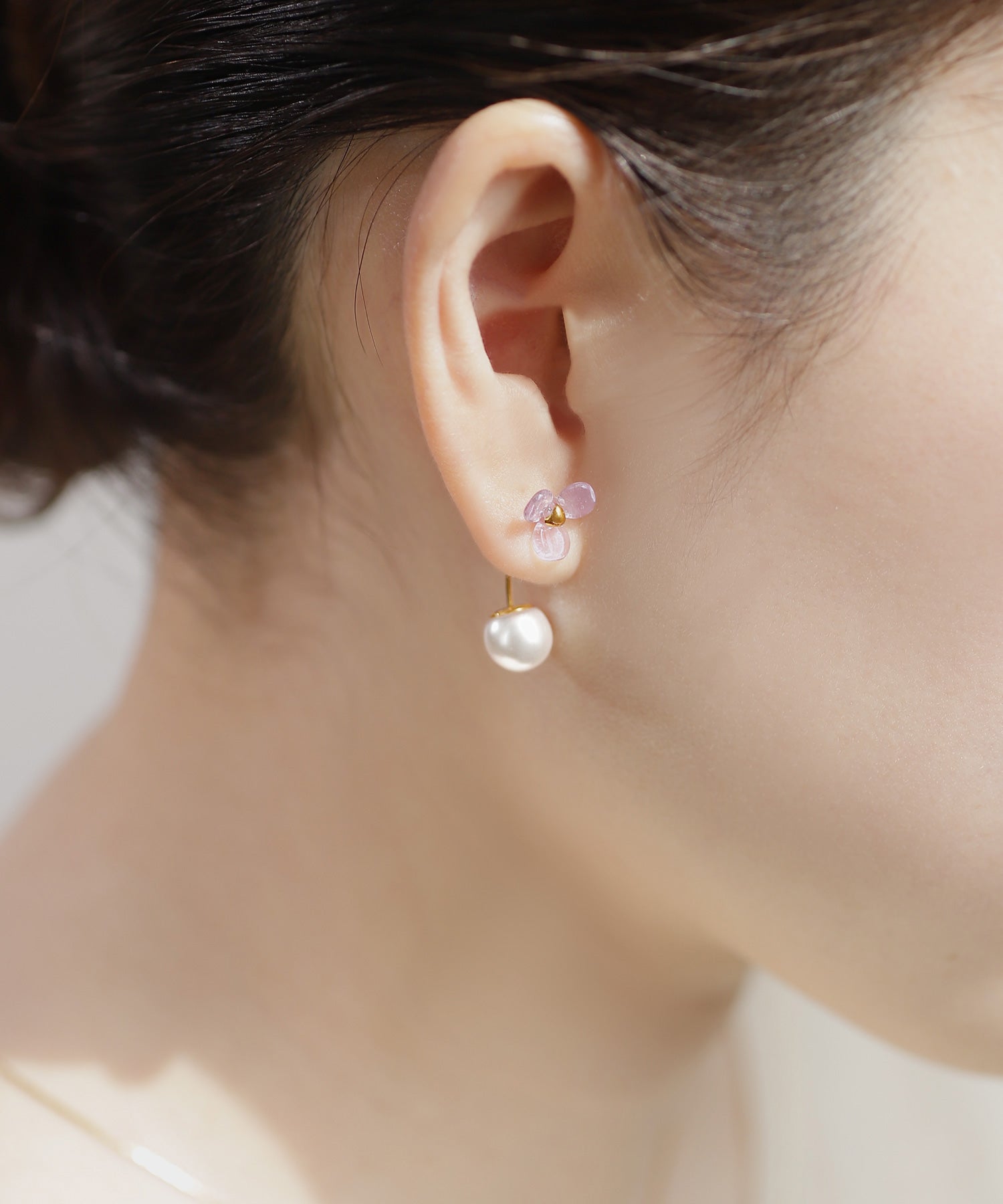 ANEMONE】フラワー×パールバックキャッチピアス｜アネモネ・シエナロゼ