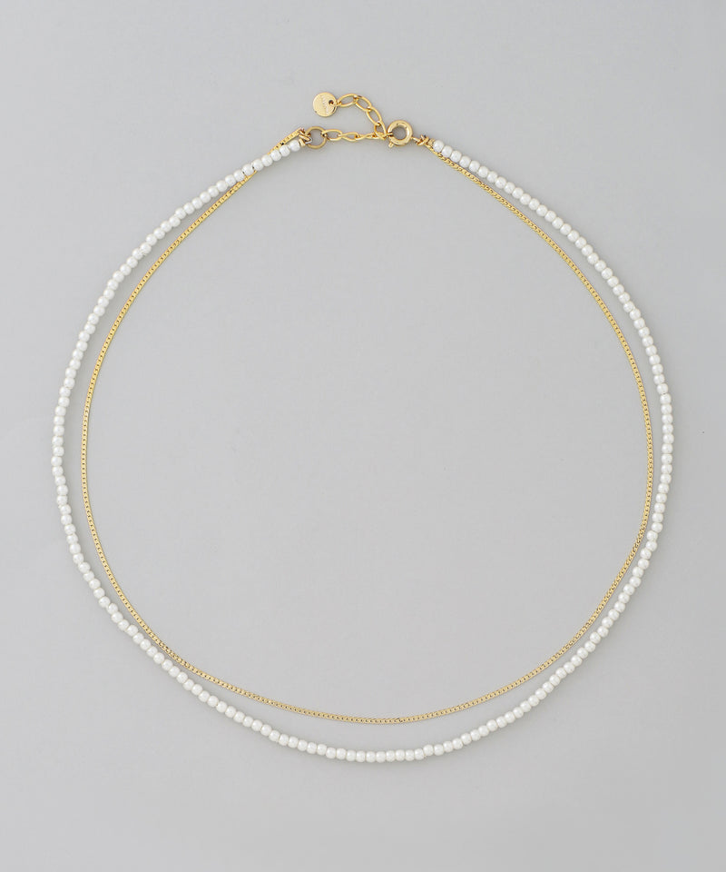 Small pearl and double chain necklace