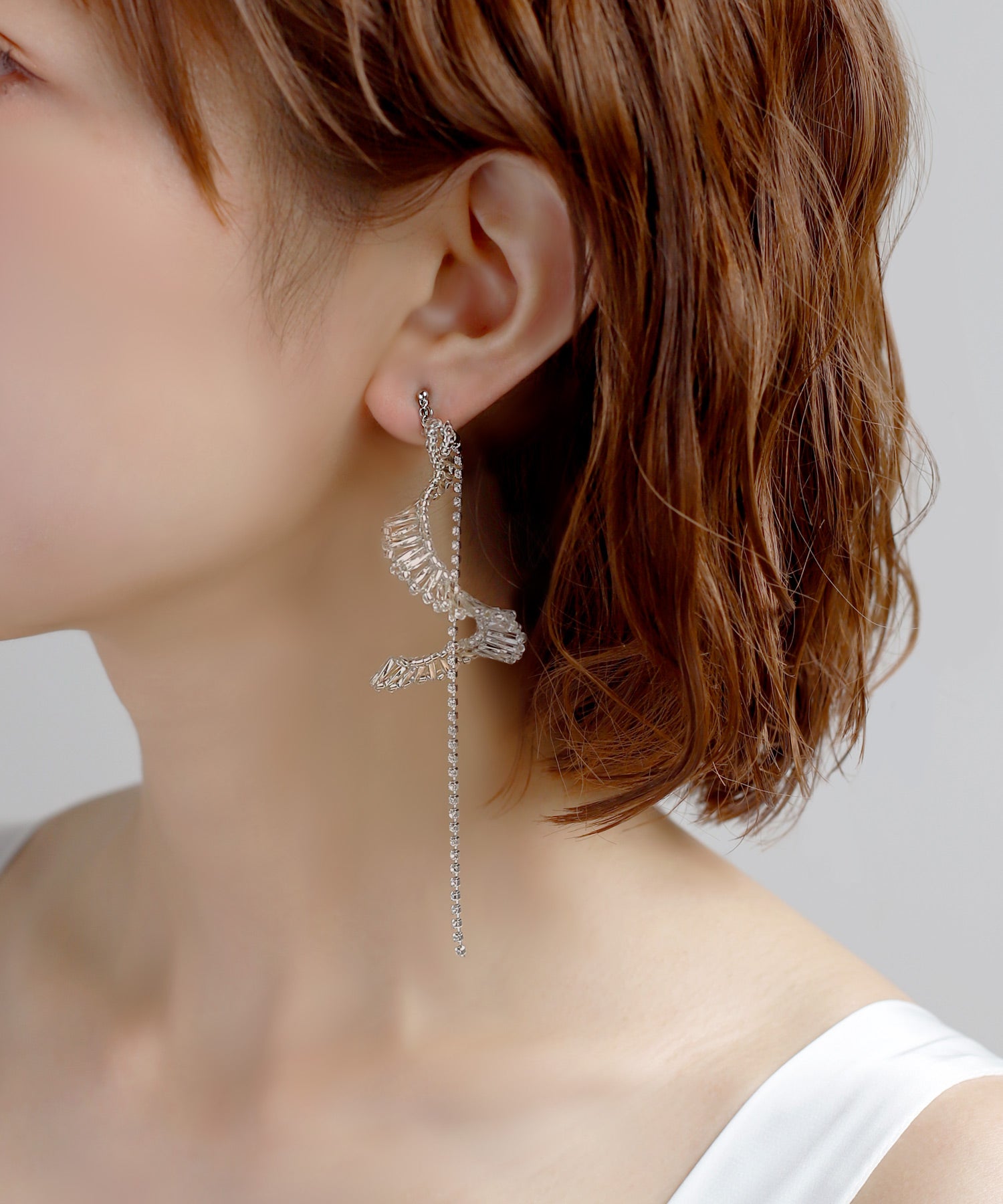 ANEMONE】スパイラルロングビジューイヤリング[Hanayome