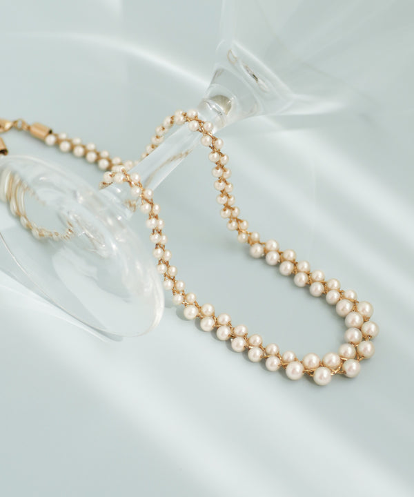 pearl necklace