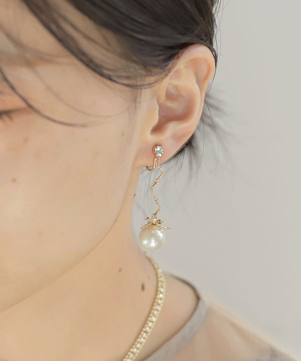 Bijoux × Shiny Pearl Earrings