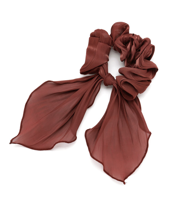 シックカラーのサテン調リボンシュシュ