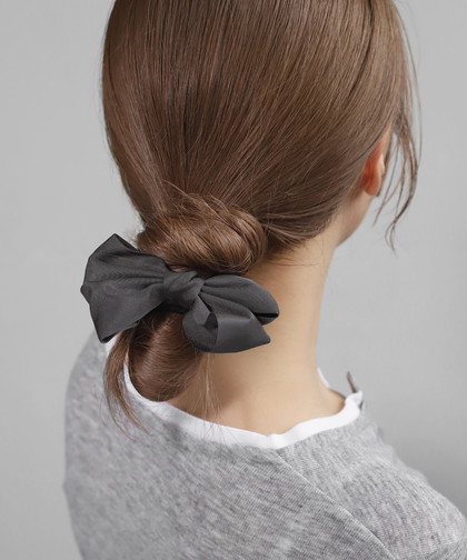 リボンヘアゴム