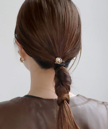 パール×重なりサークルヘアゴム